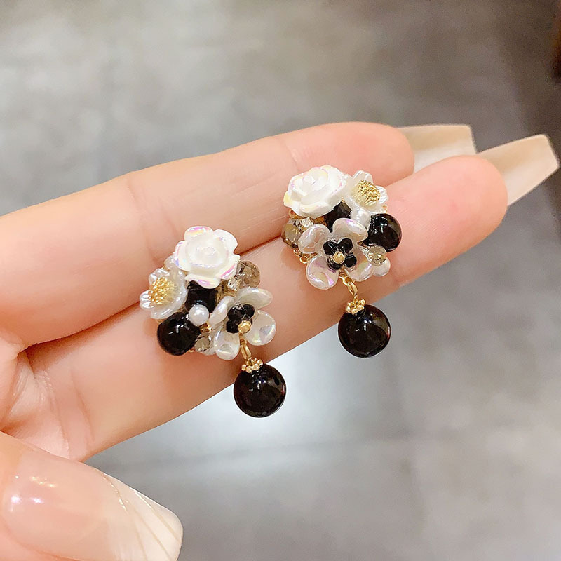 Handmade Petal Pendant Earrings Women Simple Versatile Silver Needle Ear Rings Fashionable Trendy Jewelry Accessories