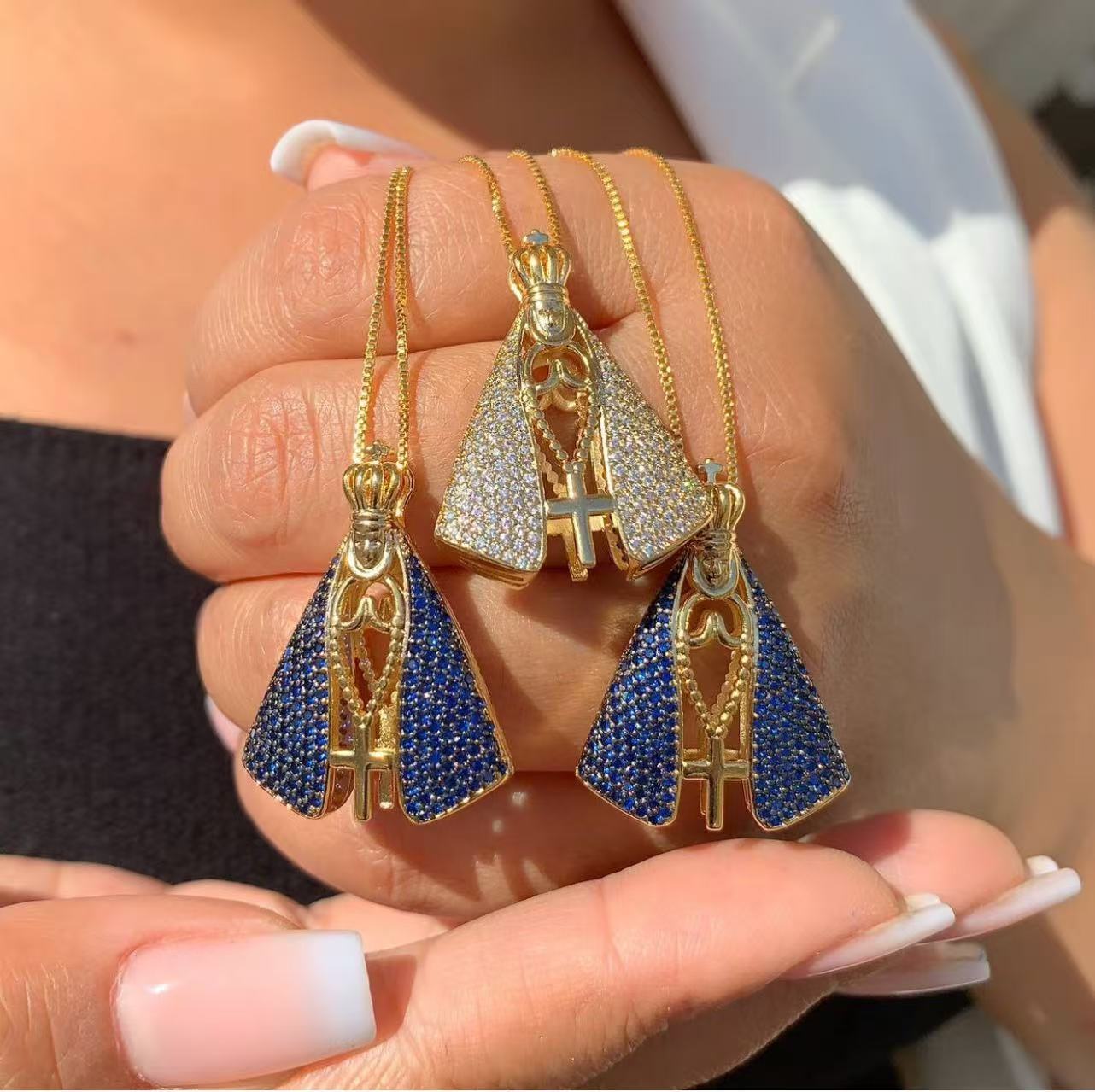 Water Plated Nickel-Free Eco-Friendly 18k Gold Luxury Light Luxury Virgin Mary Pendant Stainless Steel Chain Women's Jewelry Accessories