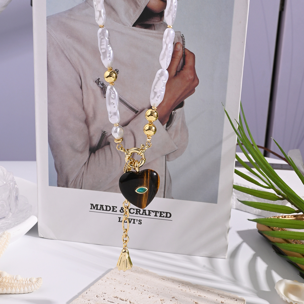Natural Stone Micro-Set Zircon Shell Flower Heart Necklace Women's Casual Vacation Style Pendant Necklace Four Seasons Universal