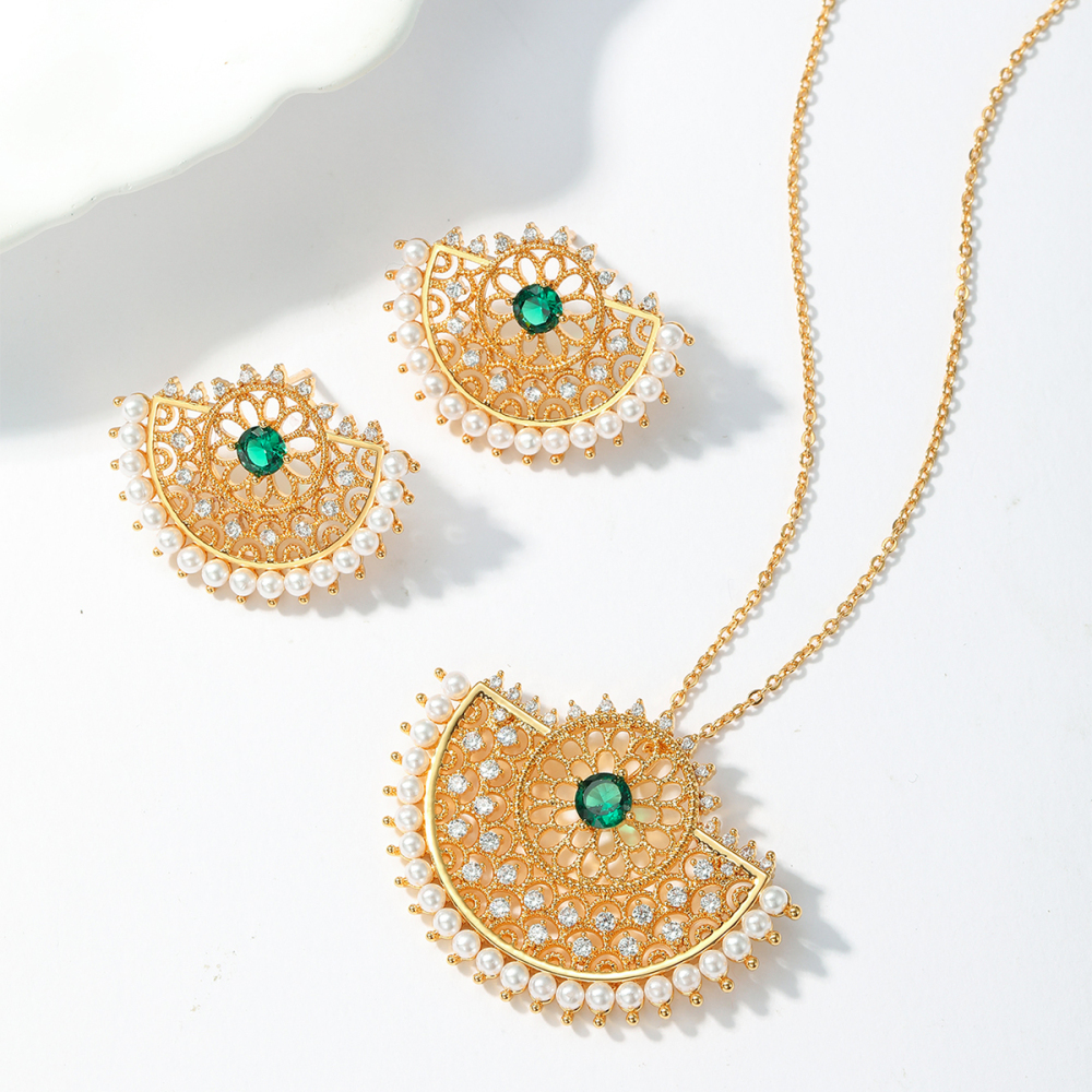 2-Piece Set Copper Inlaid Zircon Fashionable Elegant Ramadan Middle Eastern Hollow Pattern Ethnic Style Women's Earrings Pendant Suitable For Gifts Weddings Engagement Banquets Jewelry Accessories