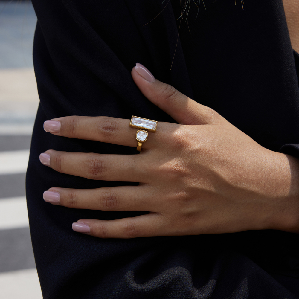 Ladies Classic Style Open Ring Stainless Steel 18K Gold Square And Round Diamond Decorated Ring Travel Suitable All Seasons