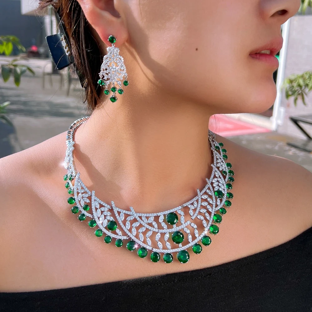 2-Piece Copper Jewelry Set Luxurious Shiny Green Full Cubic Zirconia Hollow Cut Necklace And Earrings Set Suitable For Women To Wear At Weddings And Parties