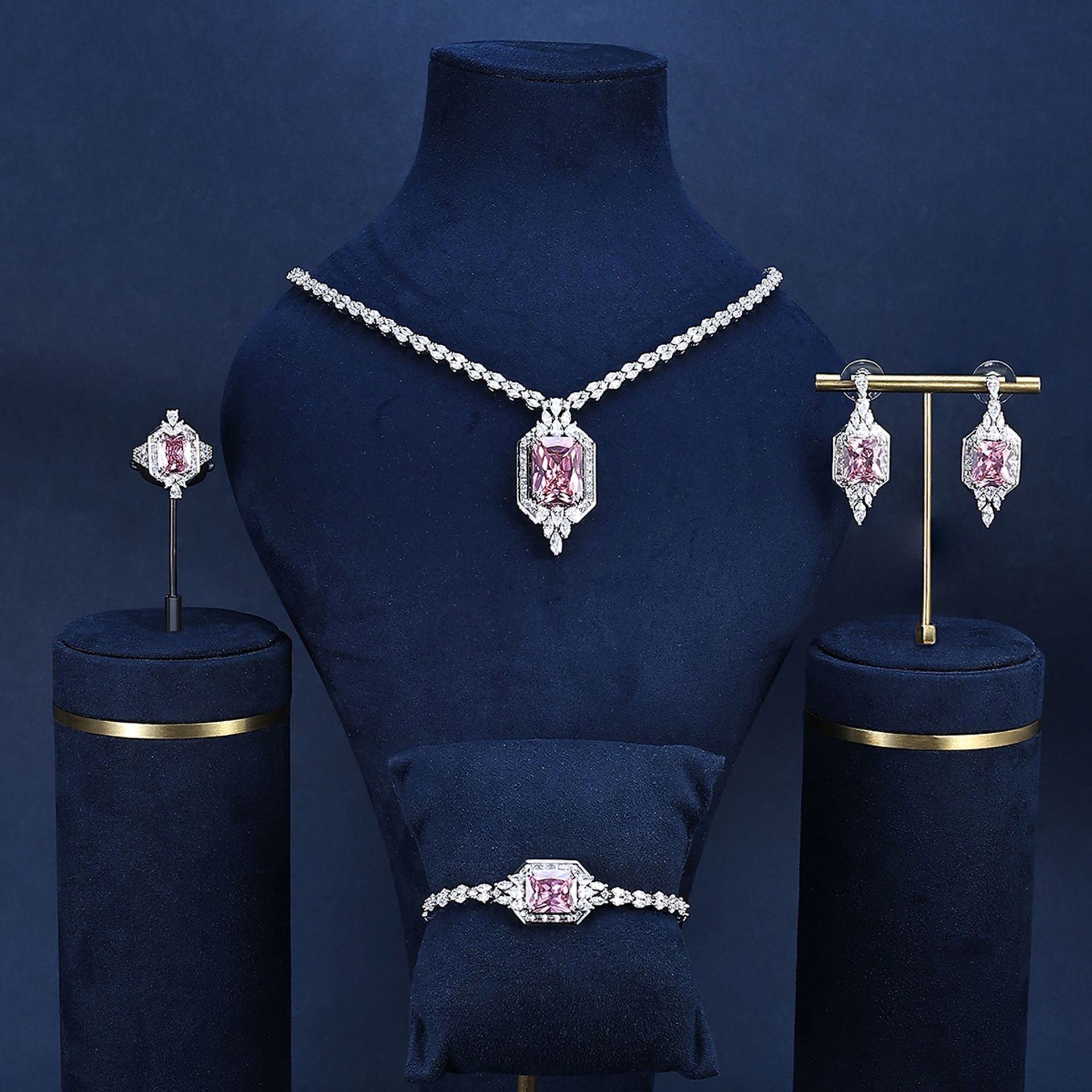 Exaggerated Wedding Jewelry Set Luxury Original Design Diamond Shape Necklace Bracelet Earrings Ring Couple Matching Accessories