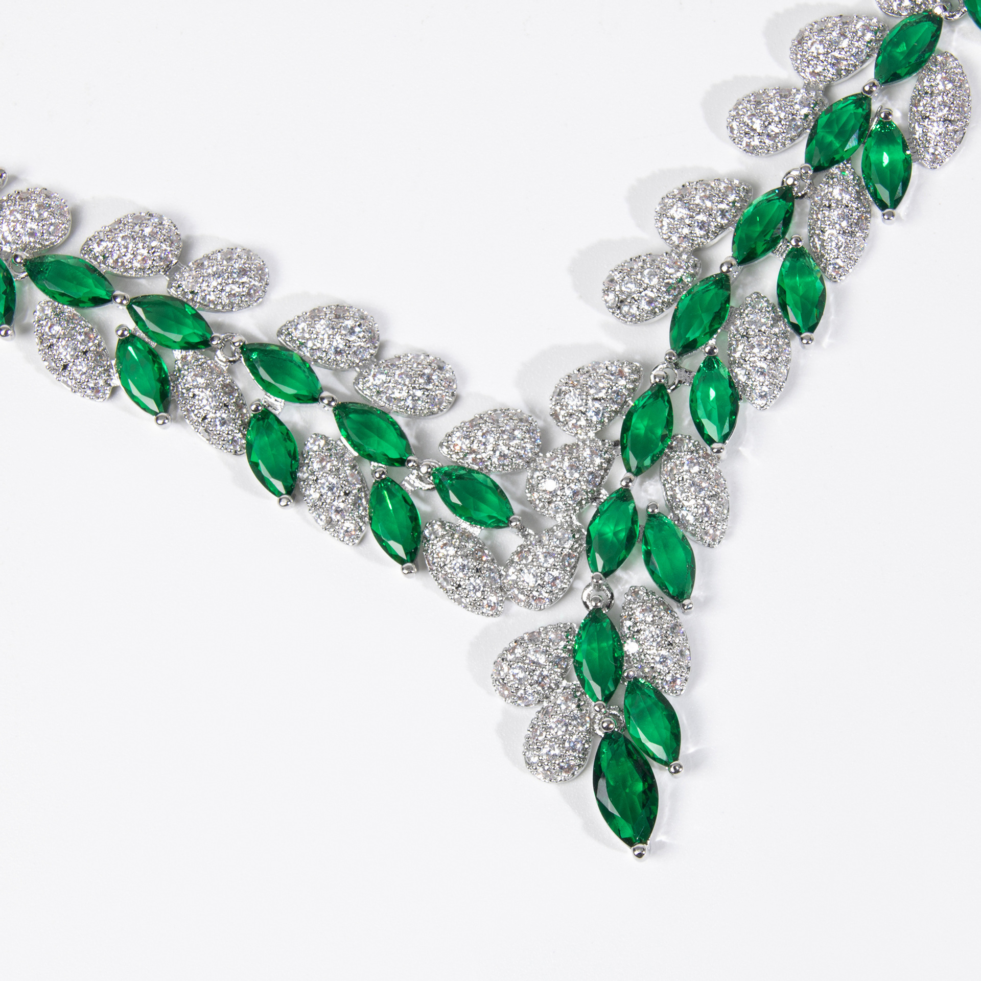 Fashionable  Full Diamond Super Shiny Clavicle Chain Earrings Set For Wedding Banquet Dinner Party Accessories