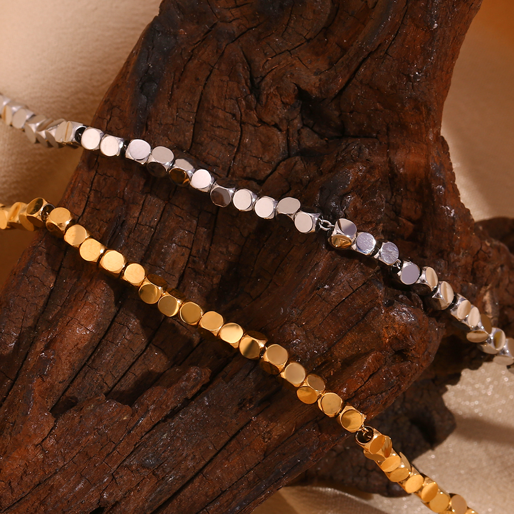 304 Stainless Steel Solid Color PVD Coated Stone-Free 18K Real Gold Plated Basic Simple Style Classic Style Waterproof Non Tarnish Plating Necklace