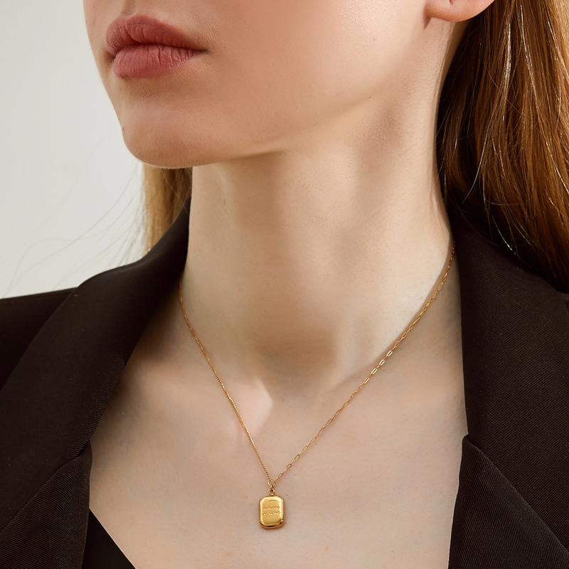 Fashion Geometric Titanium Steel Gold Plated Necklace 1 Piece