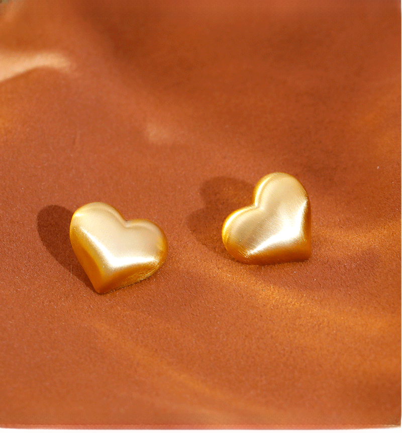 Metallic Tarnished Heart Shaped Earrings Women's Commute Fashion Elegant Lightweight Luxury Versatile Ear Jewelry