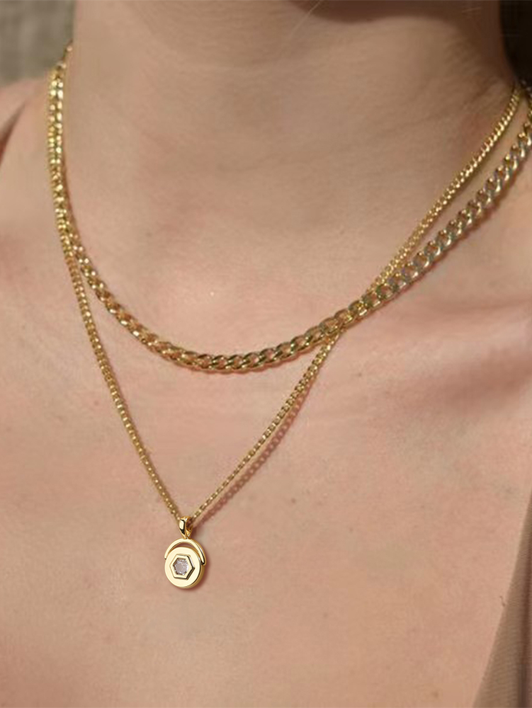 18K Gold Plated Personalized Grid Paperclip Box Multi-layer Necklace With Copper Inlaid Shiny Cubic Zirconia Pendant Set Necklace/Fashion Jewelry Gift Box Accessories/Suitable For Girlfriend Gifts And Daily Wear