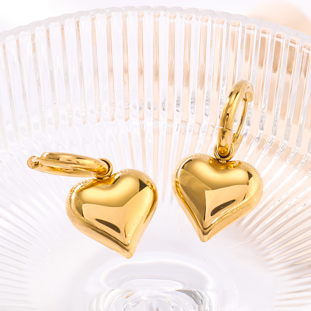 1 Pair Simple Style Classic Style Commute Heart Shape Plating 304 Stainless Steel 18K Gold Plated Drop Earrings