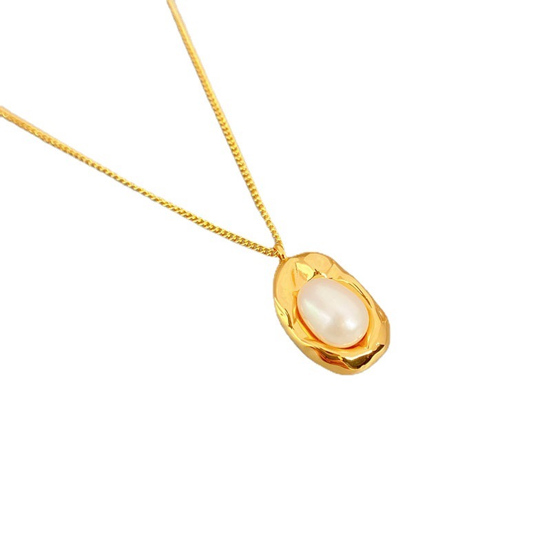 French Design Versatile Small Bean Shape Embedded Freshwater Cultured Pearl Necklace Fashion Clavicle Chain Geometric Pattern Women's Jewelry