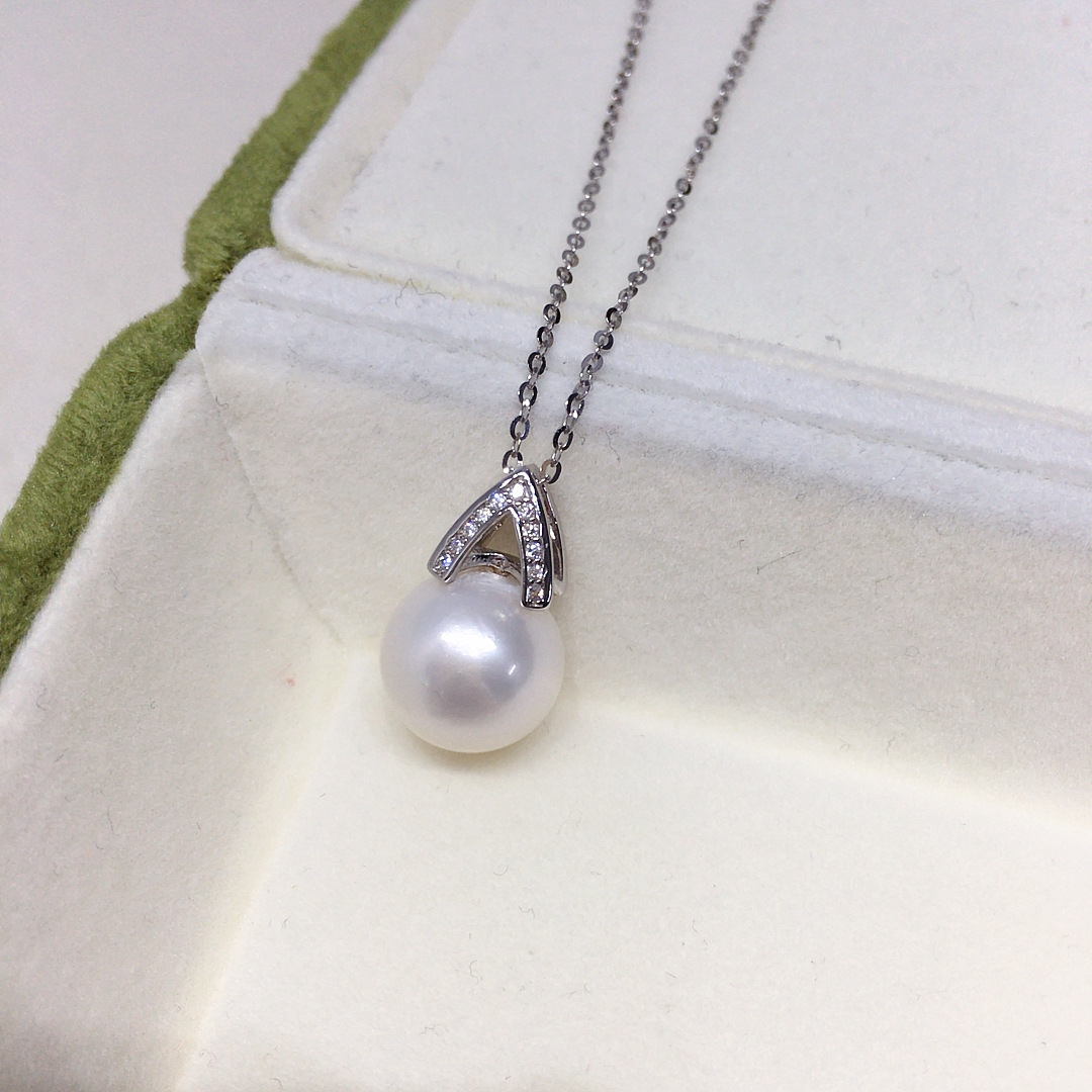 Natural Freshwater Pearl Necklace Single Bead Perfect Round Aurora Pearl Pendant S925 Sterling Silver Clavicle Chain Women's Style White