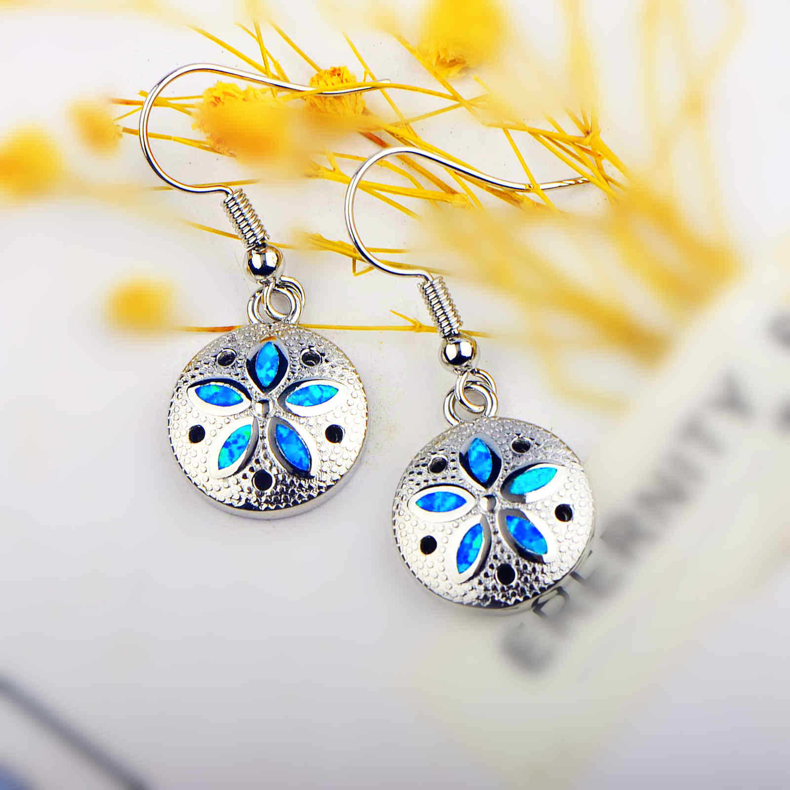 Oceanic Style Round Shape TikTok Popular Hawaii Sand Dollar Opal Earrings Women's Simple Geometric Pattern Jewelry Accessories