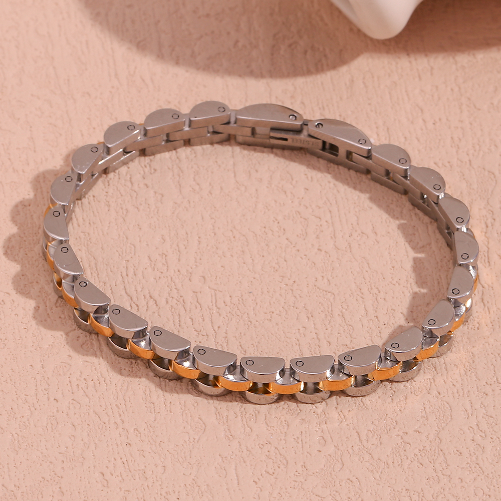 304 Stainless Steel Solid Color PVD Coated Stone-Free 18K Gold Plated Real Gold Plated Basic Simple Style Classic Style Waterproof Non Tarnish Plating Gold Silver Bracelets