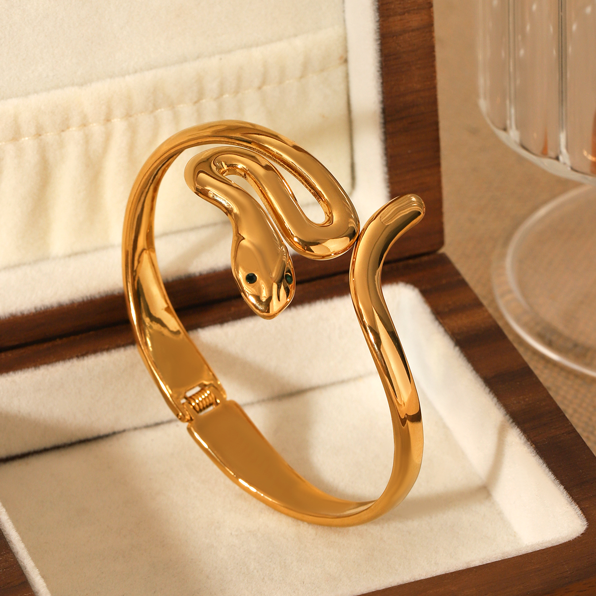 304 Stainless Steel Snake PVD Coated 18K Real Gold Plated Modern Style Artistic Waterproof Non Tarnish Gold Bangle
