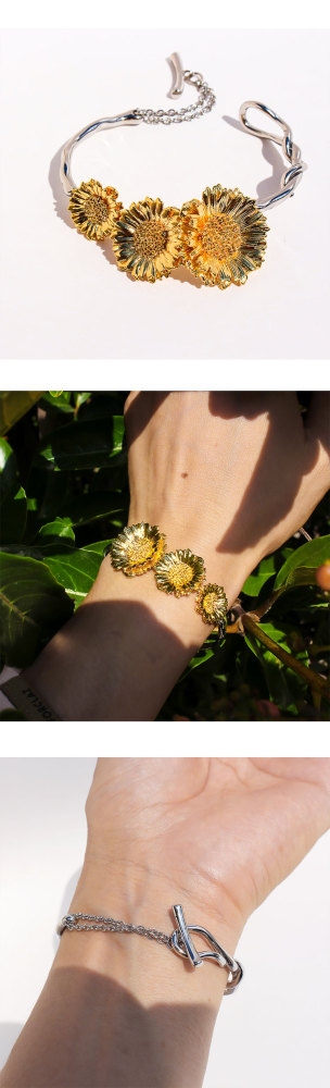 Elegant Daisy Art Embossed Bracelet And Earring Set For Women Golden 3D Petal Design Holiday Fashion Jewelry Accessories