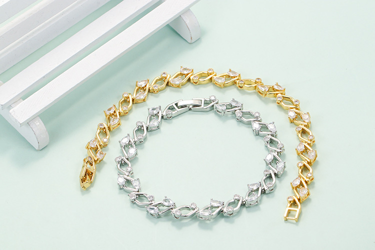 Fashion Irregular Rhombus Inlaid Zircon Copper Bracelet Wholesale