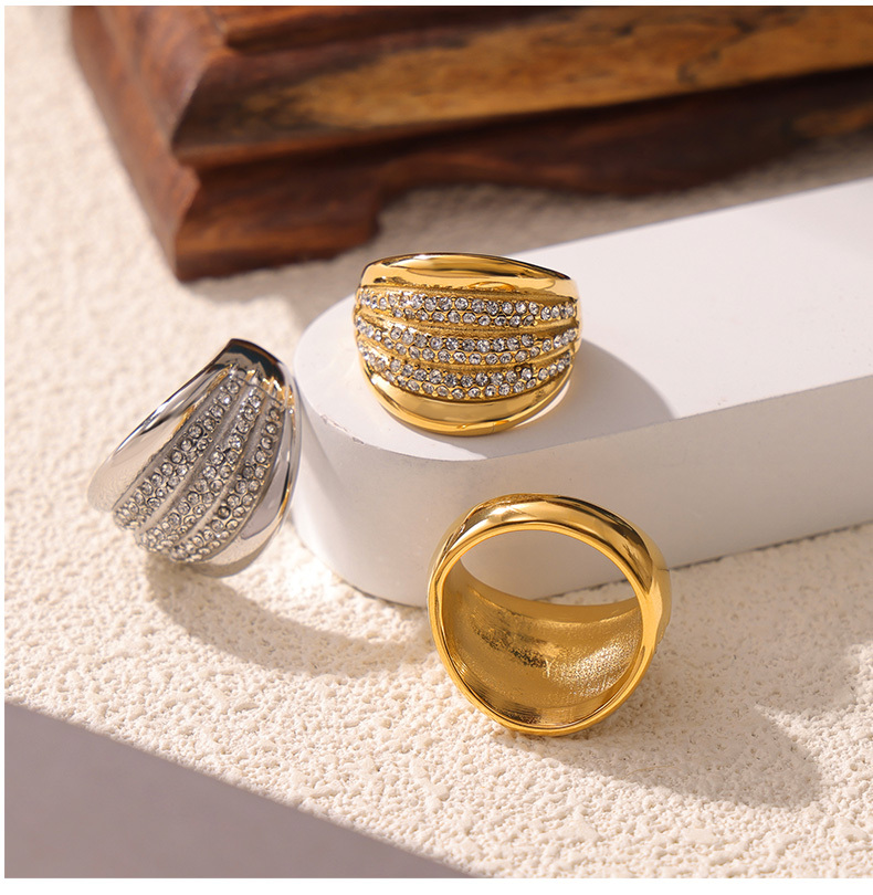 PVD Coated Real Gold Plated 18K Gold Circle Round 304 Stainless Steel Simple Style Classic Style Waterproof Non Tarnish Rings