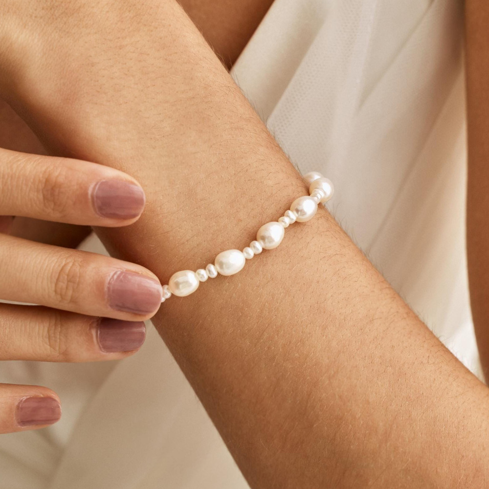 Fashionable Commuter INS European Women's 18K Gold Stainless Steel Natural Freshwater Pearl Bracelet Hand Jewelry Accessories