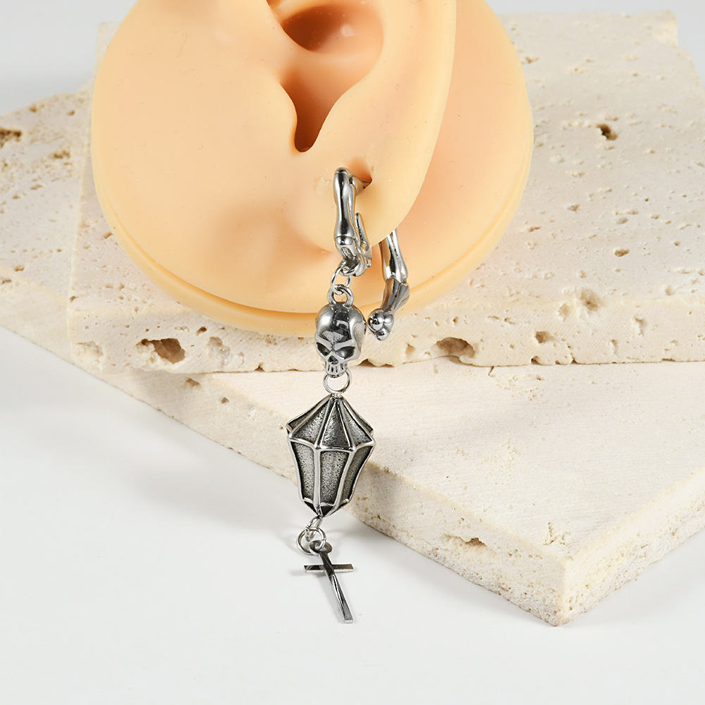 Golden Skull Pendant Stud Earrings Punk Style Pierced Cross Ear Jewelry Personalized Copper Earring Accessories