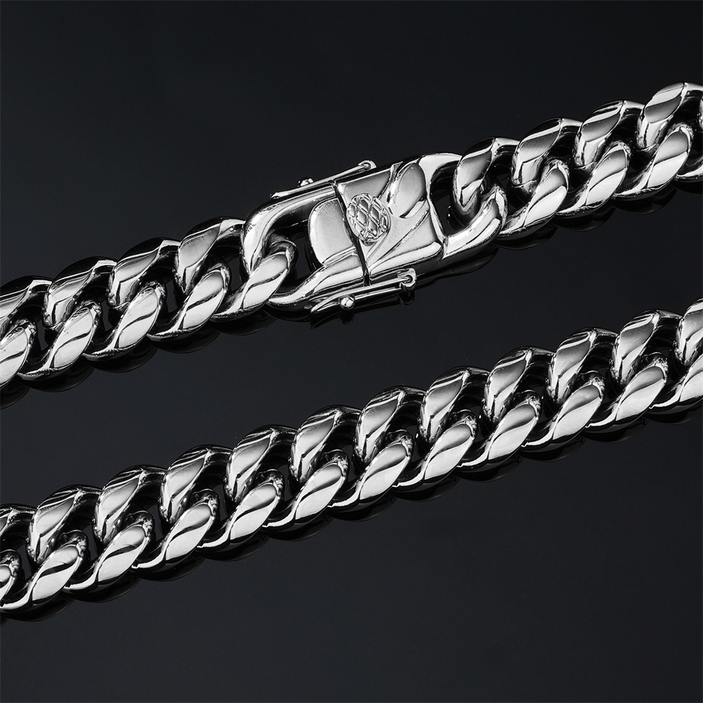 Fashionable Stainless Steel Men's Necklace Encrypted Dragon Head Buckle Bracelet Versatile Matching Accessories Geometric Pattern