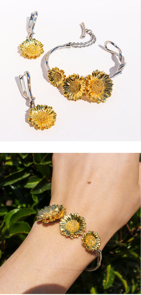 Elegant Daisy Art Embossed Bracelet And Earring Set For Women Golden 3D Petal Design Holiday Fashion Jewelry Accessories