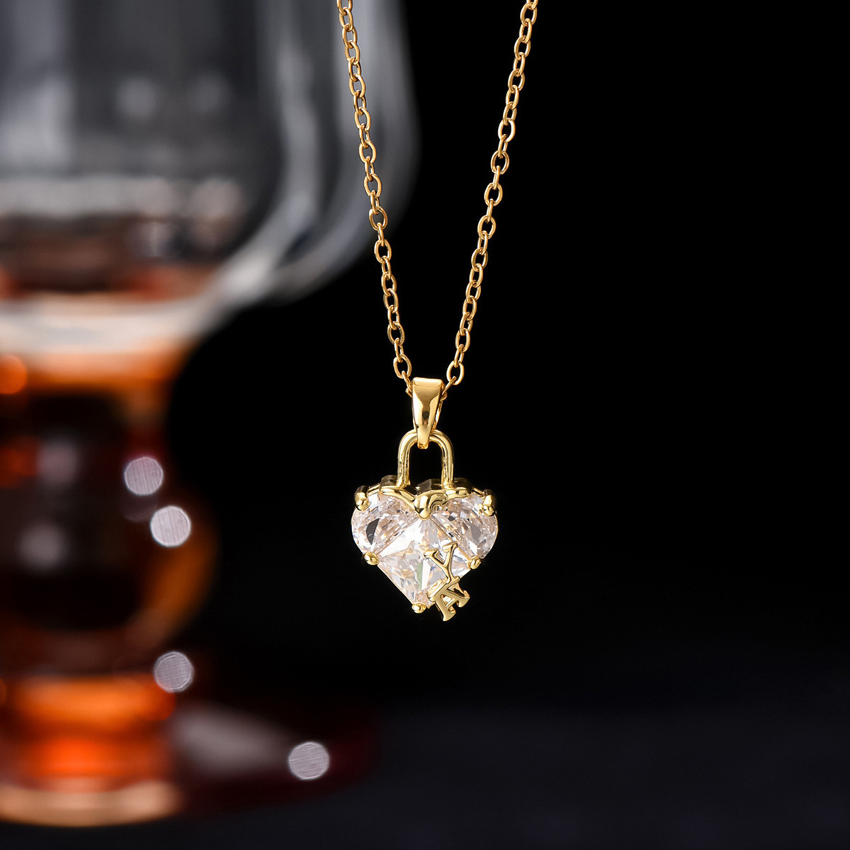Fashionable Gold Heart Shaped Synthetic Zirconia Letter A Design Earring Necklace Set Natural Style Stainless Steel Jewelry