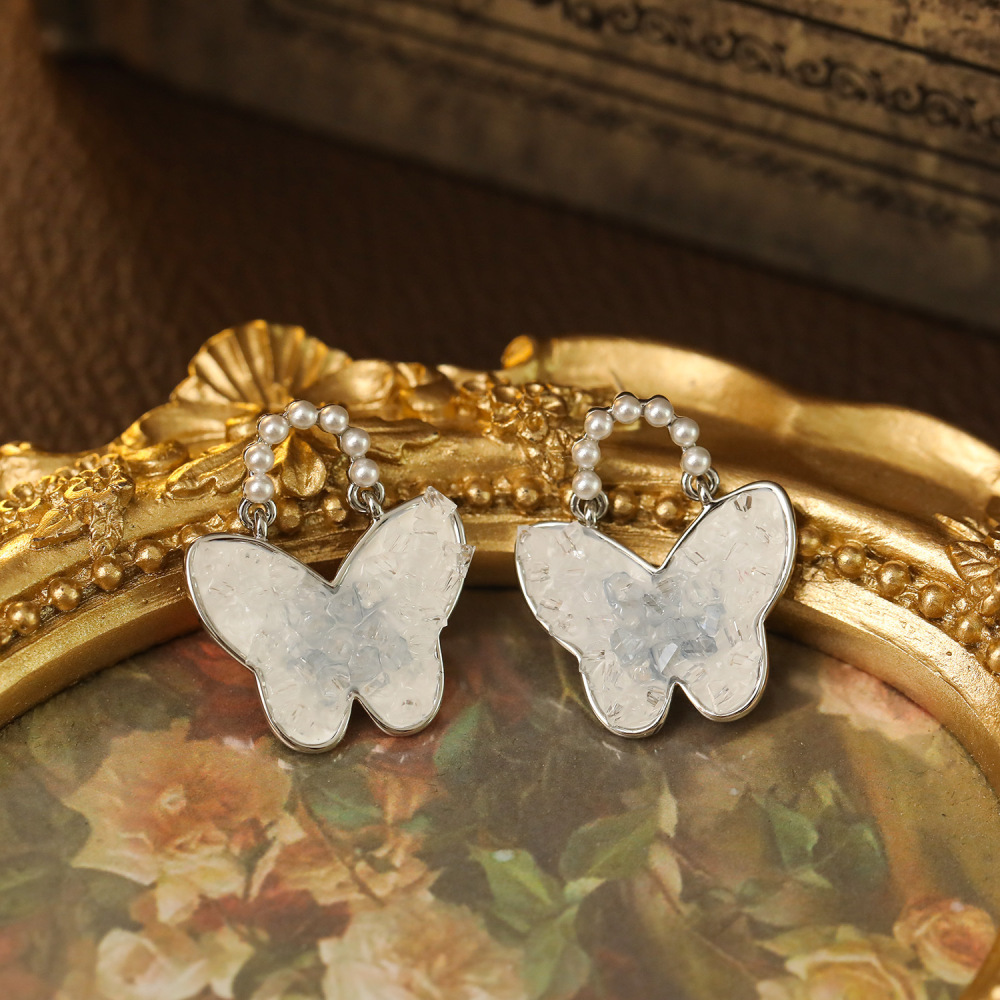Blue Crystal Butterfly Pearl Earrings Women's Fashion New Design High-End Sensation Ear Jewelry Stylish Luxury Earring Accessories