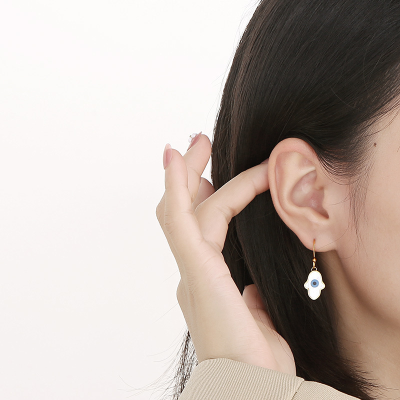 Fashion Devil's Eye Palm Titanium Steel Drop Earrings Plating Stainless Steel Earrings