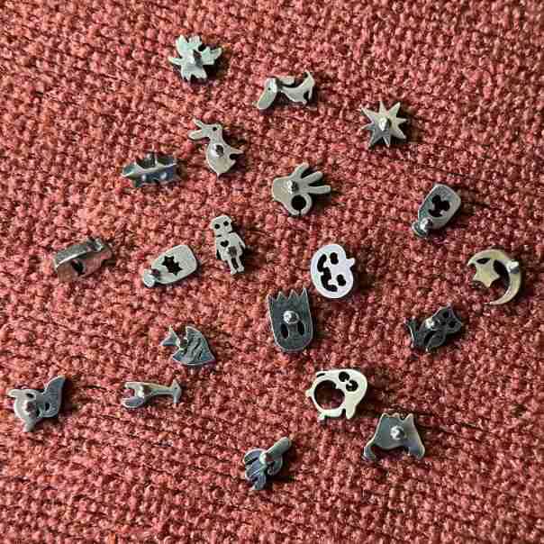 Titanium Alloy F136 Mini Cat Sausage Dog Giraffe Cactus 0.9 Tooth Jewelry Head Animal Pattern Piercing Accessories For Men And Women