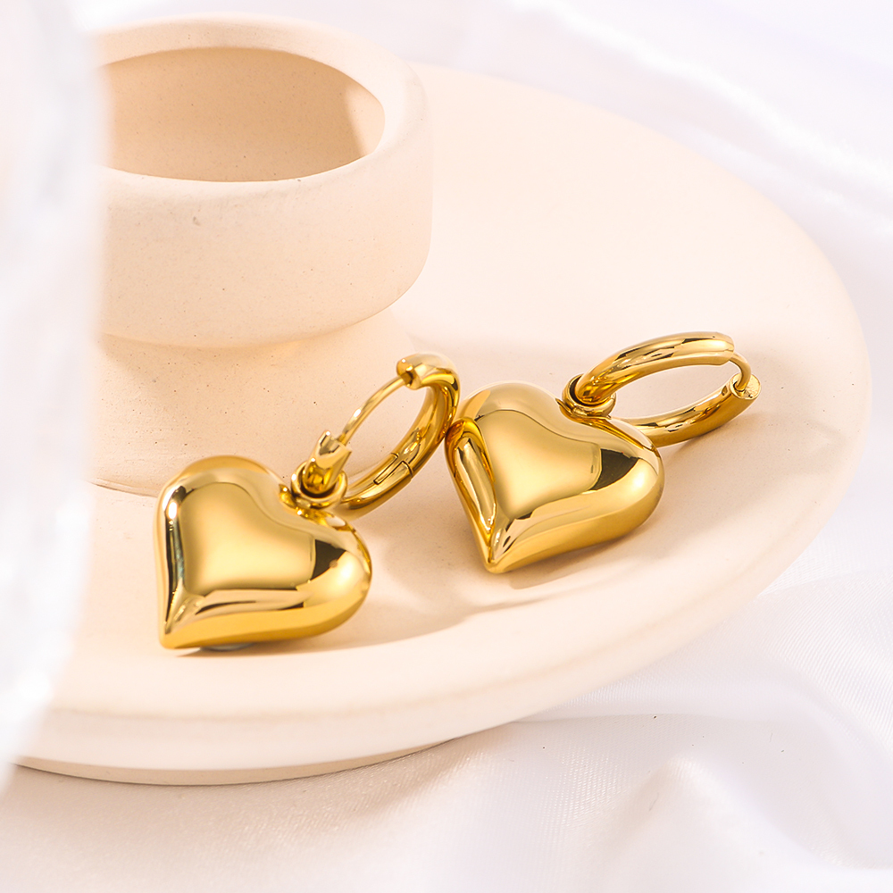 1 Pair Simple Style Classic Style Commute Heart Shape Plating 304 Stainless Steel 18K Gold Plated Drop Earrings