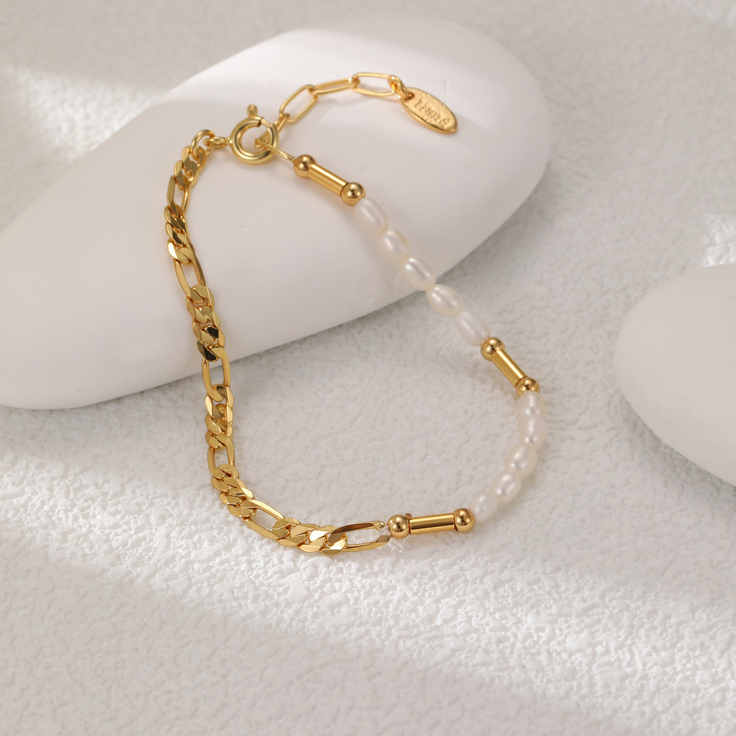 Classic Fashionable Natural Freshwater Pearl Bracelet  Style Copper Plated 18K Gold Geometric Pattern