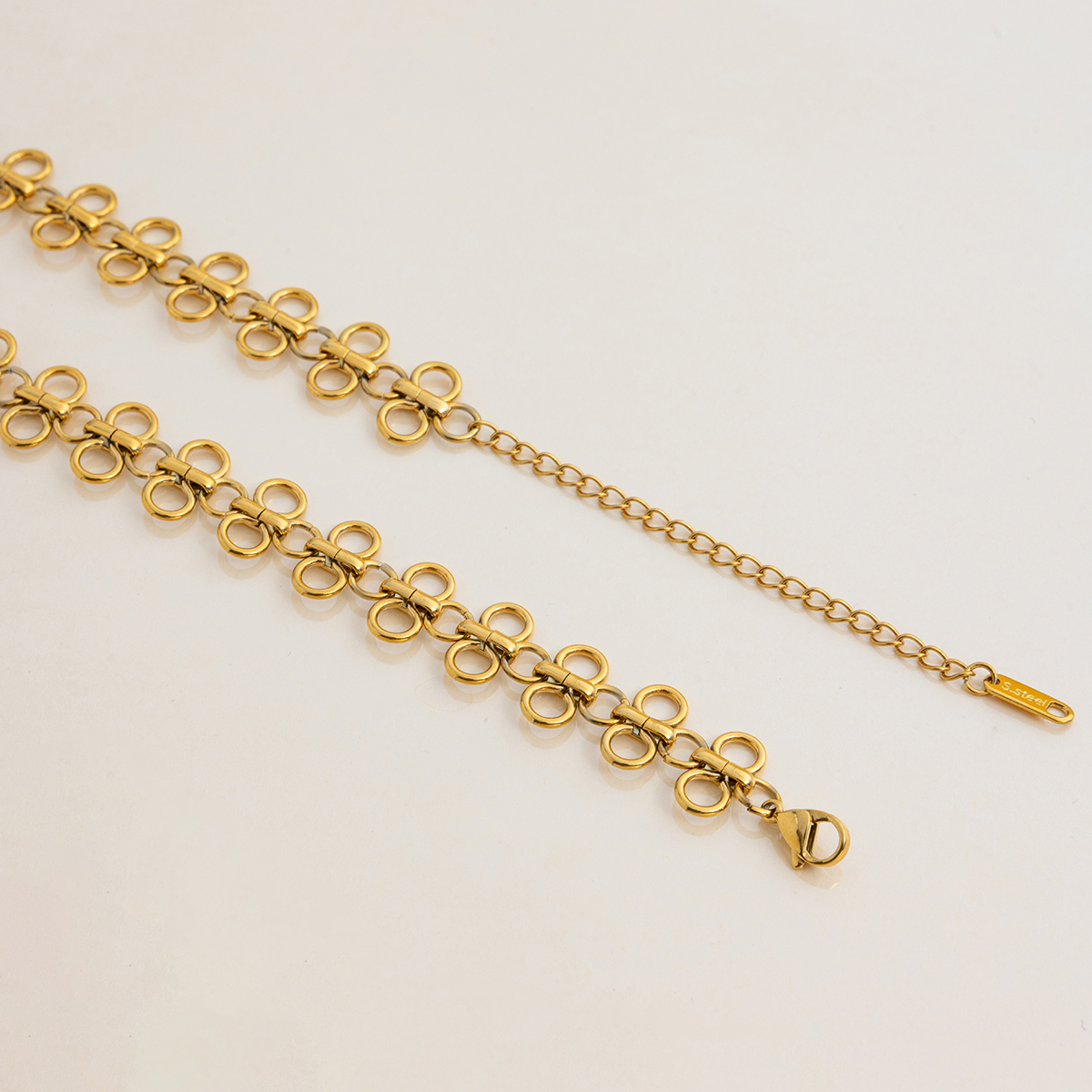 304 Stainless Steel Solid Color PVD Coated Real Gold Plated Classic Style Waterproof Non Tarnish Safety Clasp Closure Choker