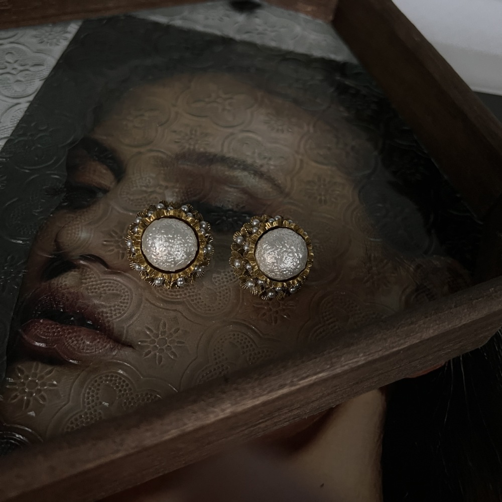 Handmade Baroque Pearl Vintage Earrings French Vintage Polished Cotton Beads Exquisite Geometric Pattern Women's Jewelry Accessories