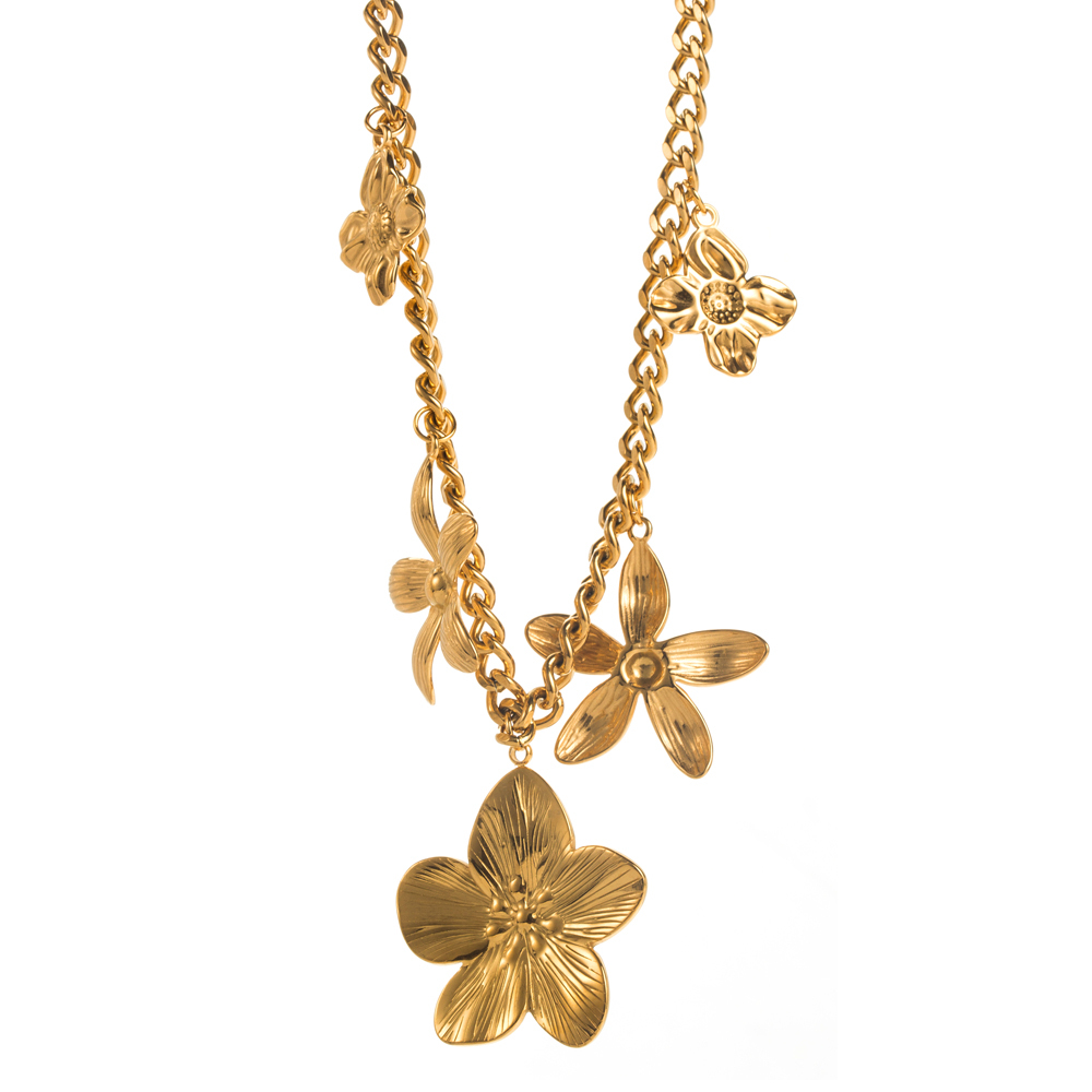 Titanium Steel Pentagram Flower Plated 18K Real Gold Plated Casual Modern Style Classic Style Pearl Cuban Link Chain Curb Chain Cable Chain Gold Multi Charms Necklace