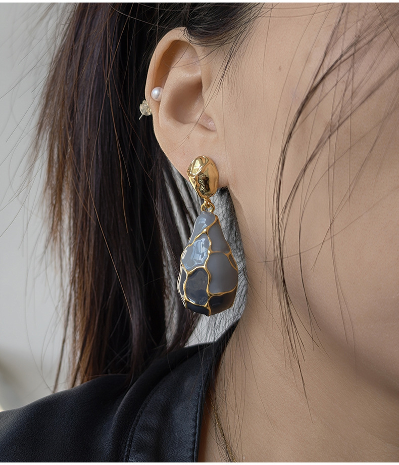 Fashionable Vintage Striped Drip Glaze Earrings For Women French Style Cracked Pattern Puzzle Drop Earrings Water Pattern Accessories