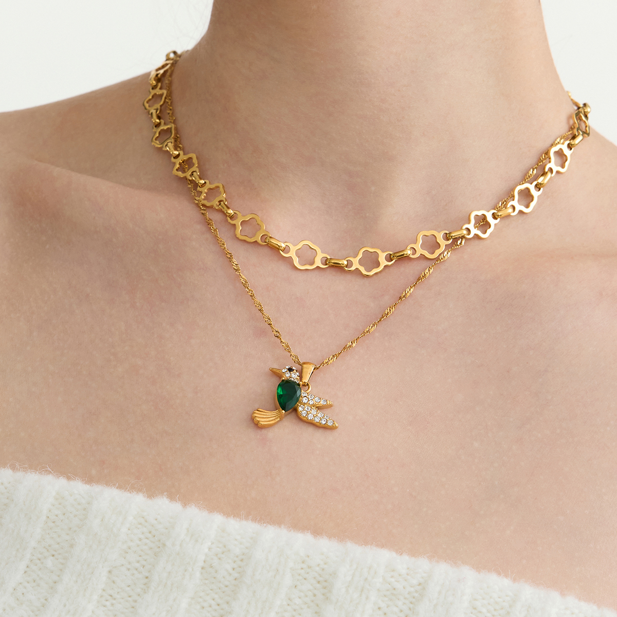 Women's Vintage Style 18K Gold Stainless Steel + Zircon + Rhinestone Necklace With Green Zircon And White Rhinestone Bird Pendant 41+5CM