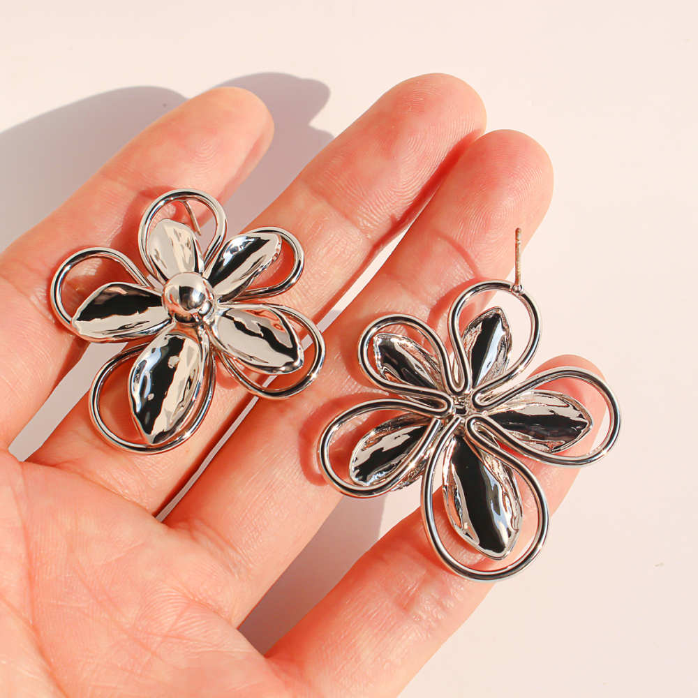 3D Hollow Large Flower Stud Earrings Artistic Line Petal Earrings Women's Accessories 1134 Geometric Hypoallergenic