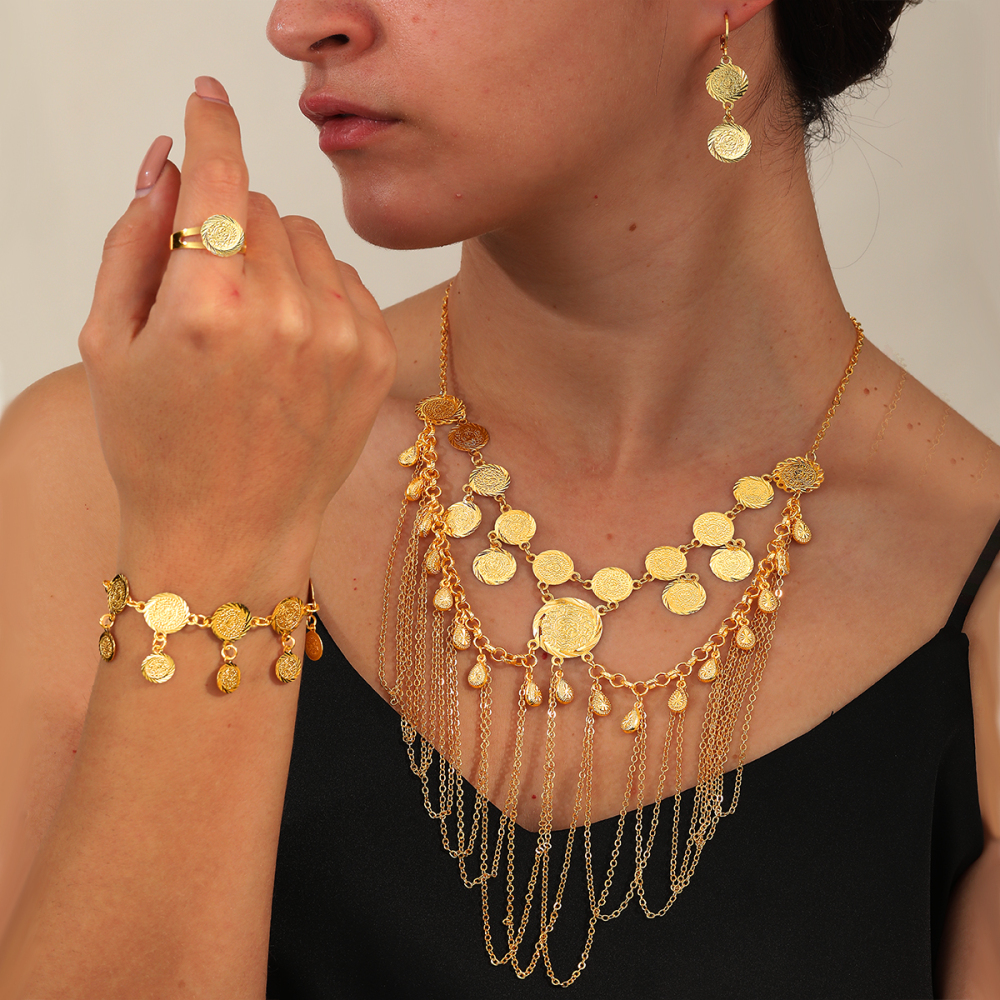 3-Piece Copper Vintage Luxurious Exotic Ethnic Style Pendant Bracelet Earrings Women's Set Suitable For Parties Weddings Jewelry Accessories