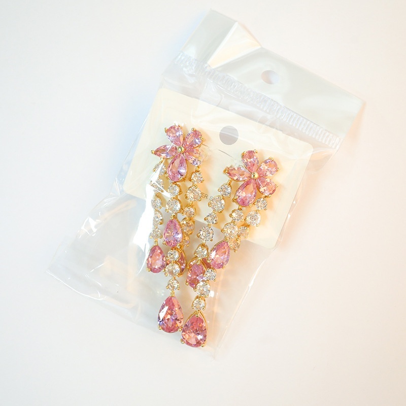 Royal Style Long European Diamond Inlaid Flower Petal Tassel Water Plated Imitation Gold Geometric Pattern Earrings Women's Fashion Jewelry Accessories