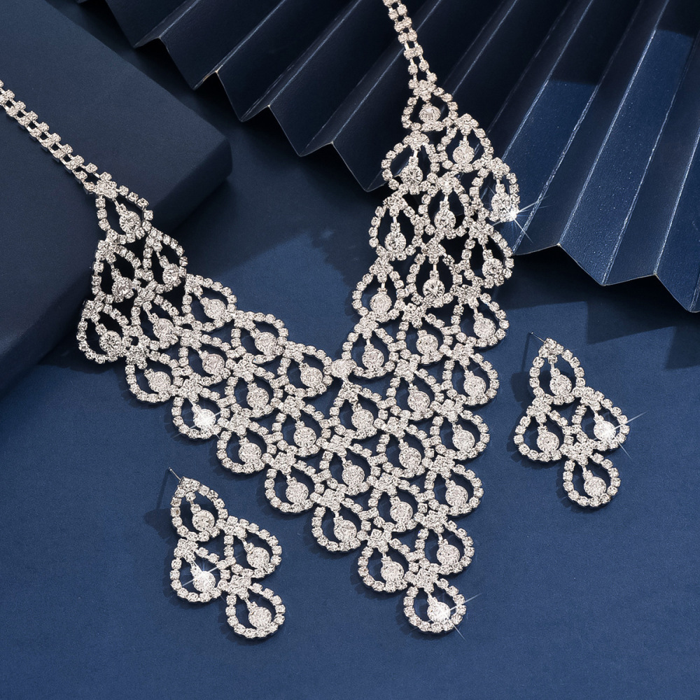 Elegant  Luxury Bridal Necklace And Earring Set Wedding Accessories Full Diamond Flower Jewelry Set For Women