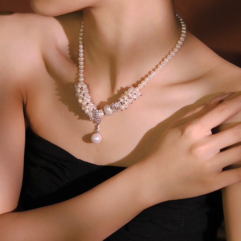 Natural White Pearl Flower Vine S-shaped Zircon Necklace Niche Light Luxury Neck Chain Versatile High-end Clavicle Chain For Women Copper Material