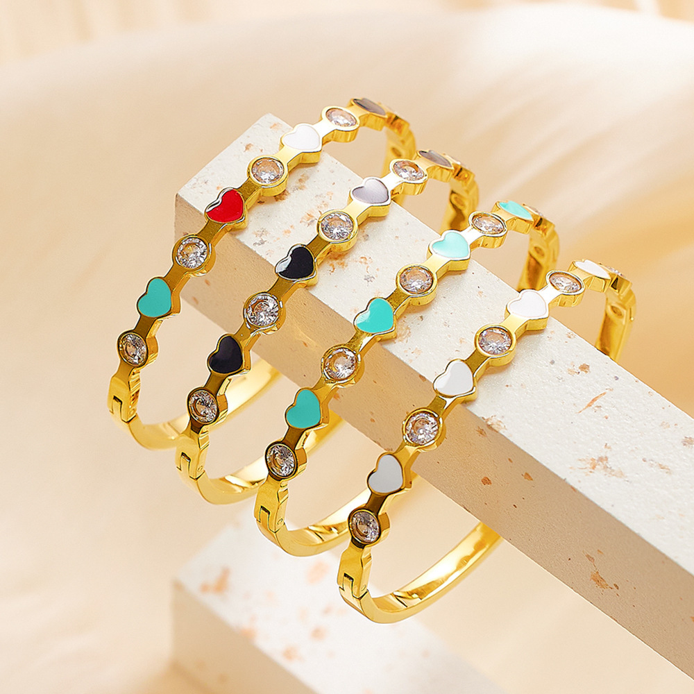 Gold-plated Heart-shaped Bracelet Colorful Epoxy Diamond Titanium Steel Jewelry Accessories