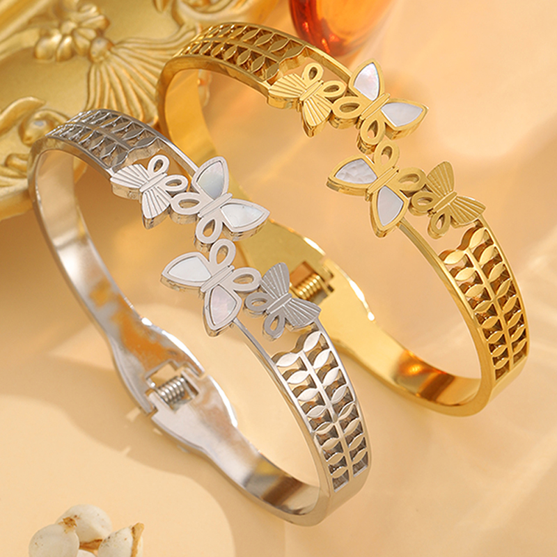 PVD Coated Real Gold Plated Solid Color 304 Stainless Steel Elegant Simple Style Classic Style Waterproof Non Tarnish 304 Stainless Steel Bangle