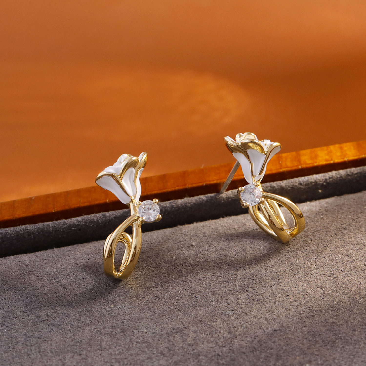 Elegant White Rose French Style Earrings Unique Design Sensation Small Audience Trendy Flower Craft With Zirconia Women's Jewelry