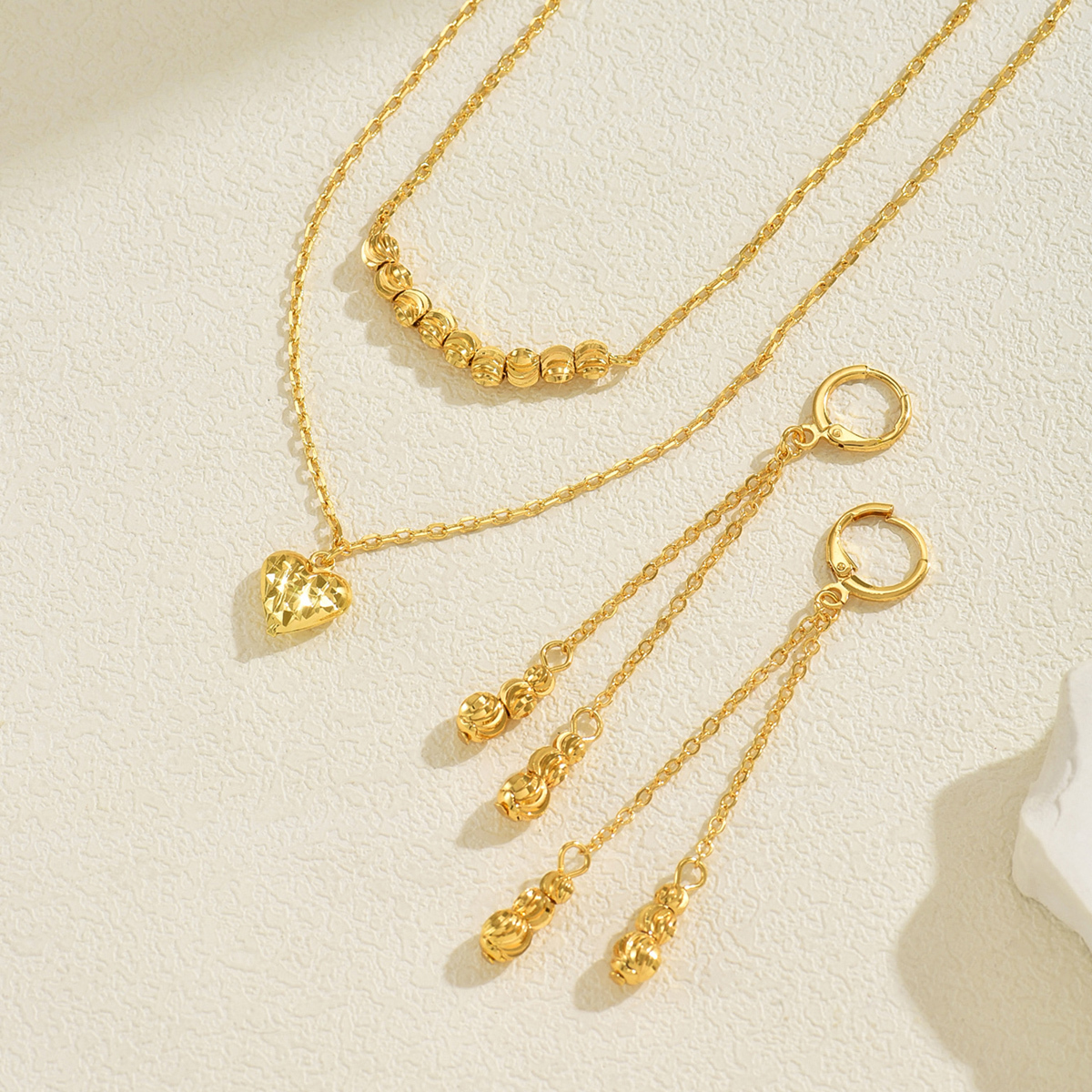 Elegant Double Layer Heart Shaped Necklace And Earrings Set For Women Suitable For Wedding Anniversary Dinner Party Wear