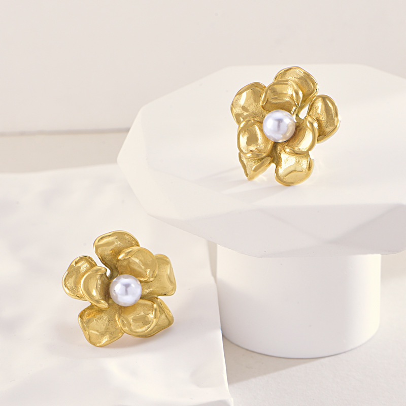 304 Stainless Steel Flower Ion Plating (IP) 18K Real Gold Plated Simple Style Classic Style Waterproof Non Tarnish Plating Jewelry Set
