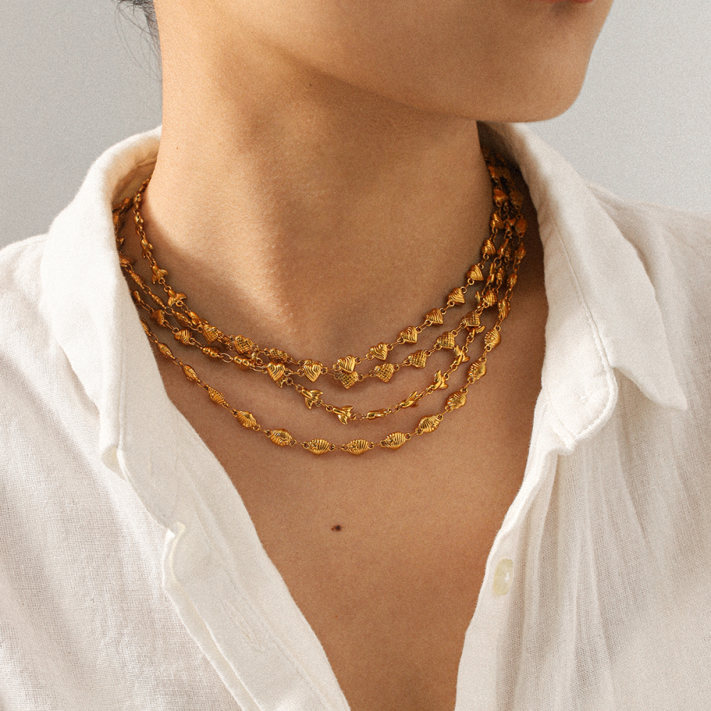 INS Style Stainless Steel Heart Necklace Non-Fading 18K Gold Shell Collarbone Chain Titanium Steel Jewelry  Accessories