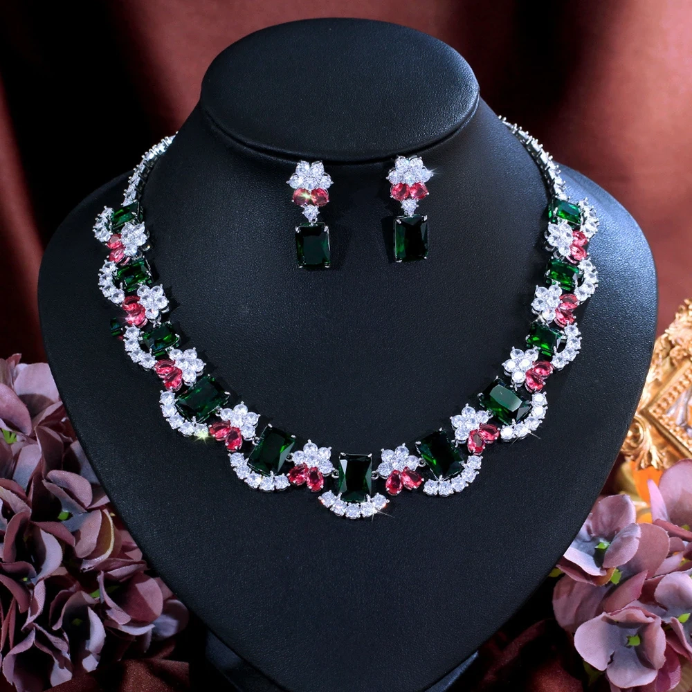 Two-Piece Copper Jewelry Set Vintage Multicolor Cubic Zirconia Luxurious Oversized Necklace And Earrings Set Suitable For Women Bridal Party Wedding Decoration Jewelry