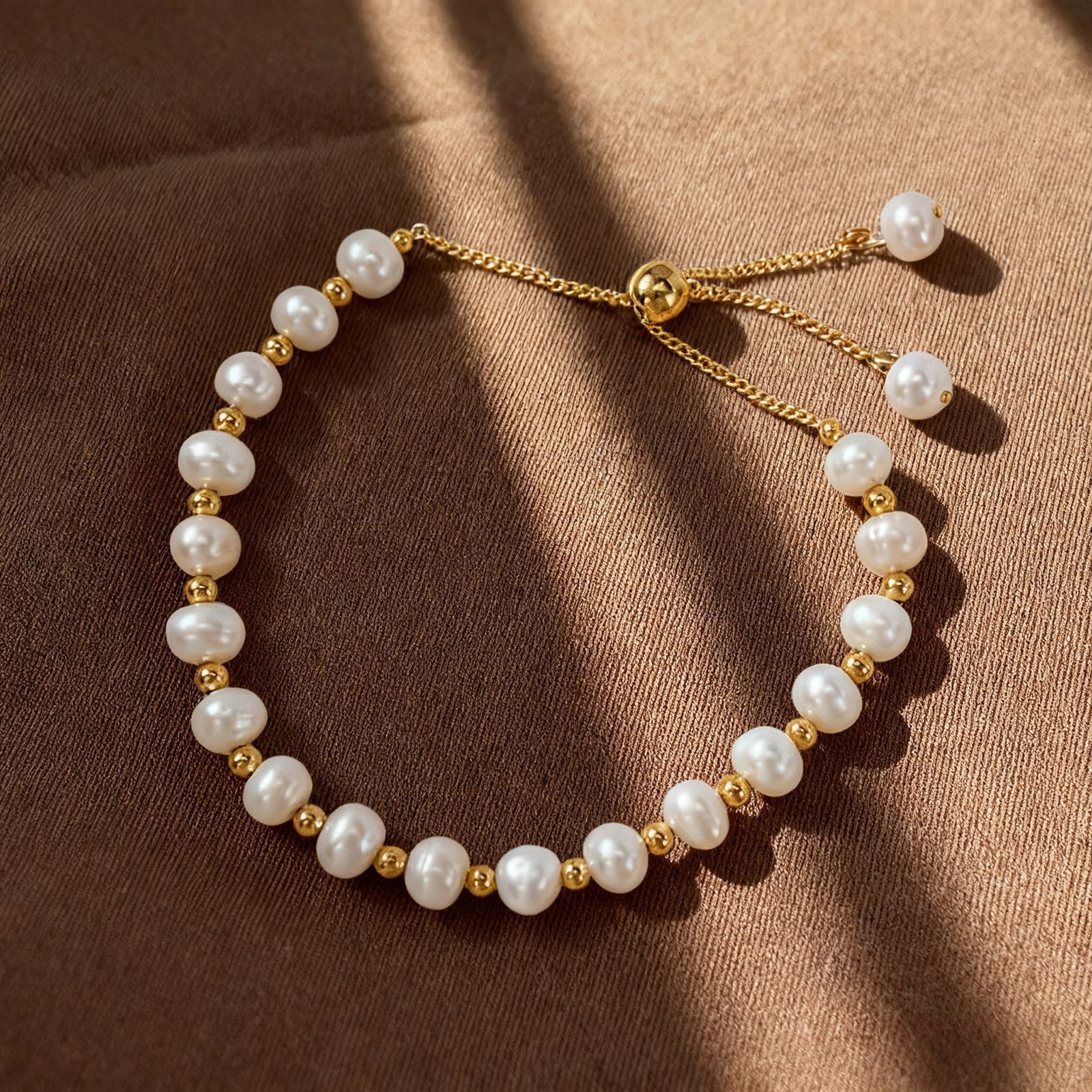 Elegant Pearl Metal Bracelet Fashion Women's Business Gift Cross Ring Bracelet Fashion Chain Accessory Suitable For Parties And Travel