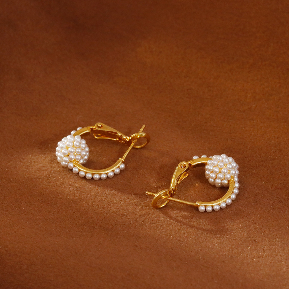 Elegant Pearl Hoop Earrings Unique Design Sensation Slimming French Hepburn Style Fashionable Trendy Women's Jewelry Accessories